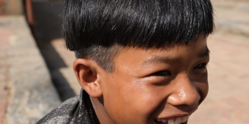 Kleiner Junge aus Nepal